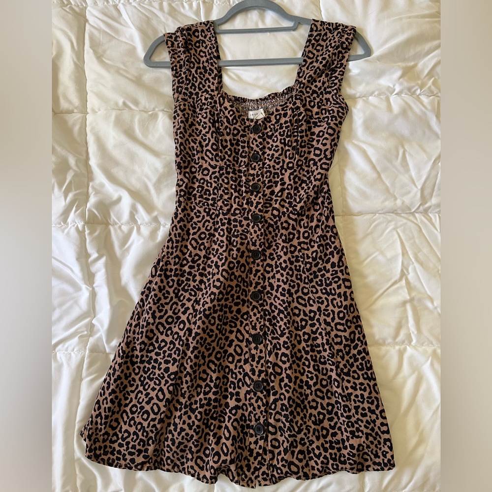 Aeropostale Cheetah print dress. Perfect condition. Black and brown.